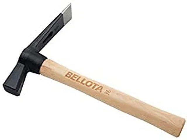 bellota-5931-a-n-alcotana-ergo-con-mango-de-madera-de-haya image 1
